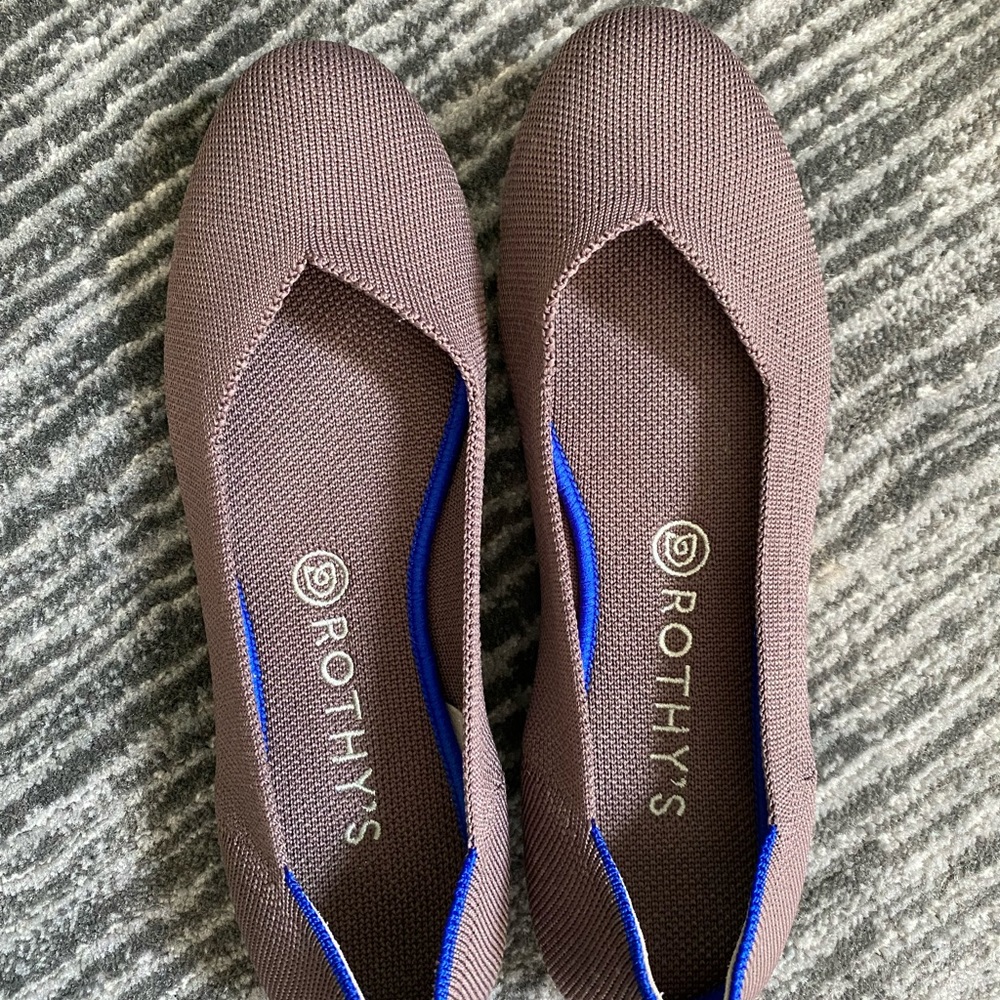 Rothy’s round toe the flat - size 9, mauve
